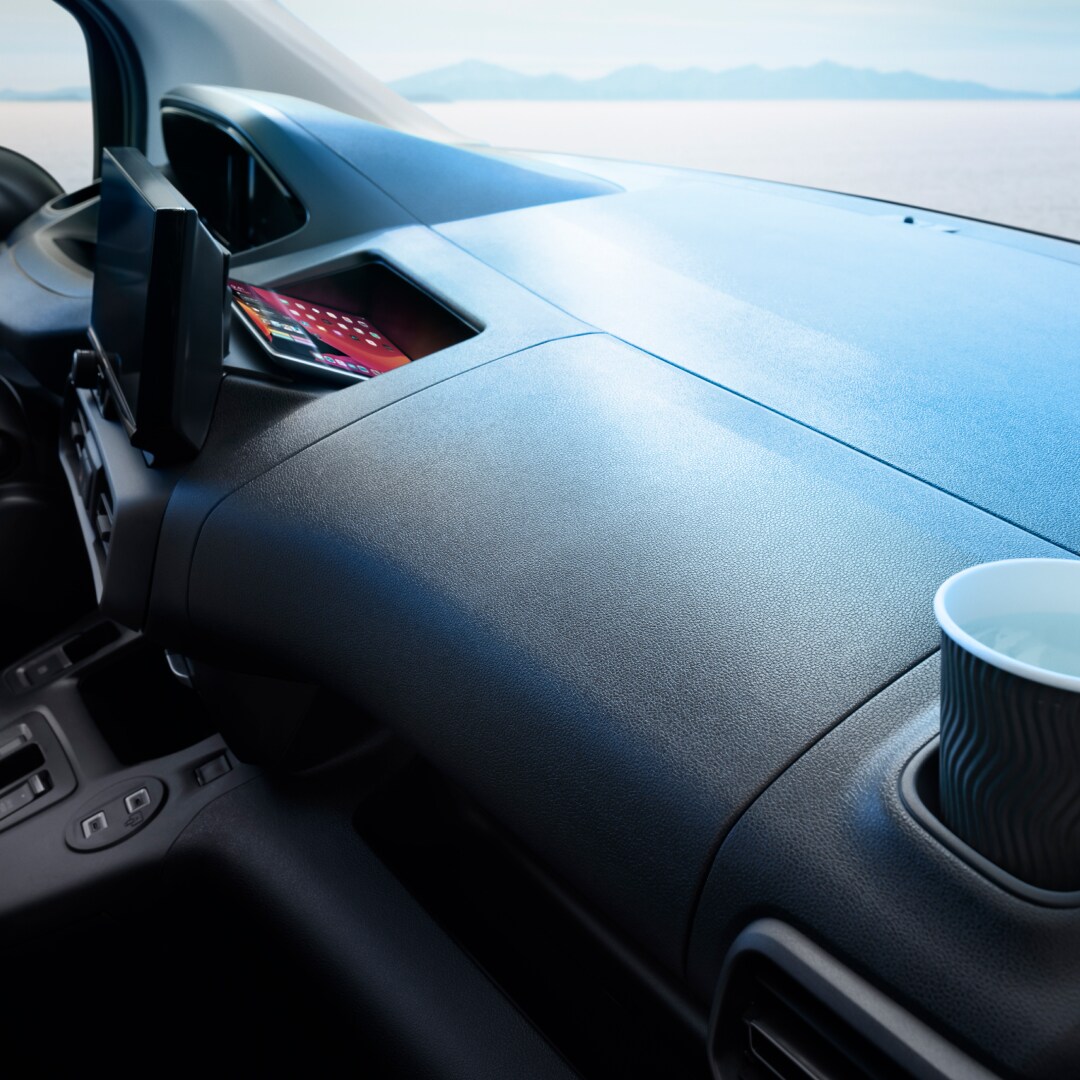 PEUGEOT PARTNER Armaturenbrett-Staufach